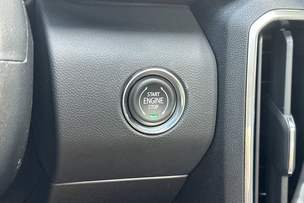 2026 GMC Acadia Denali - Photo 23