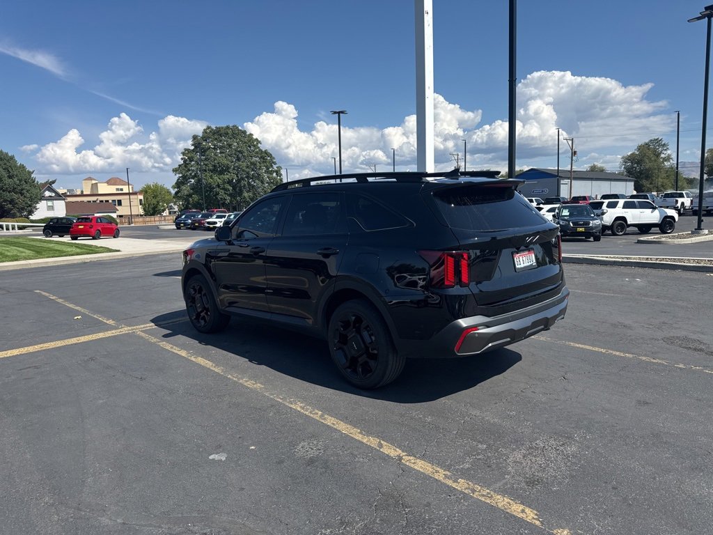 2024 Kia Sorento X-Line SX photo 3