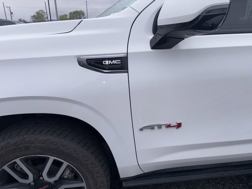 Used 2021 GMC Yukon XL AT4 SUV