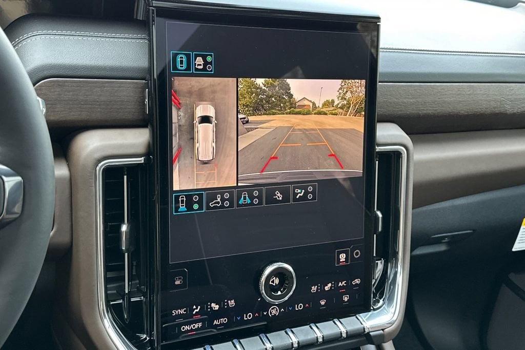 2026 GMC Yukon XL Denali Ultimate - Photo 19