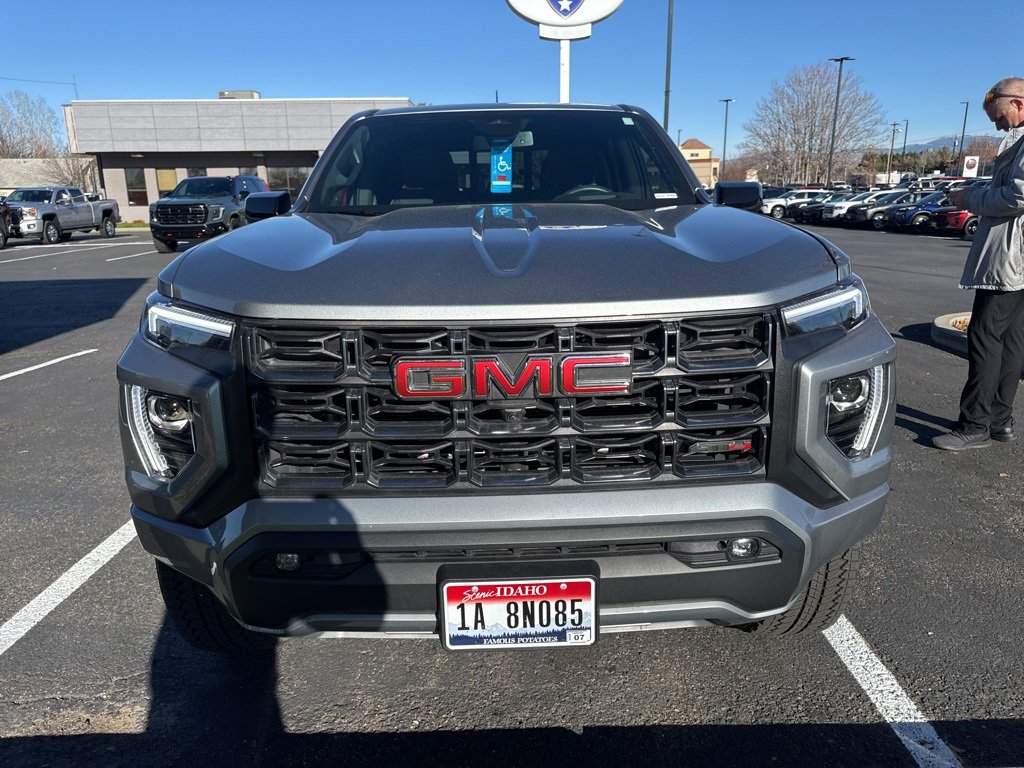 2024 Gmc Canyon AT4 photo 3