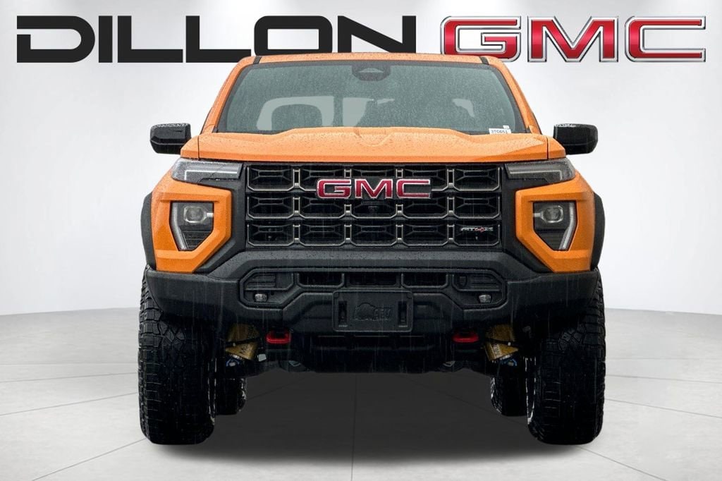 2026 GMC Canyon AT4X - Photo 9