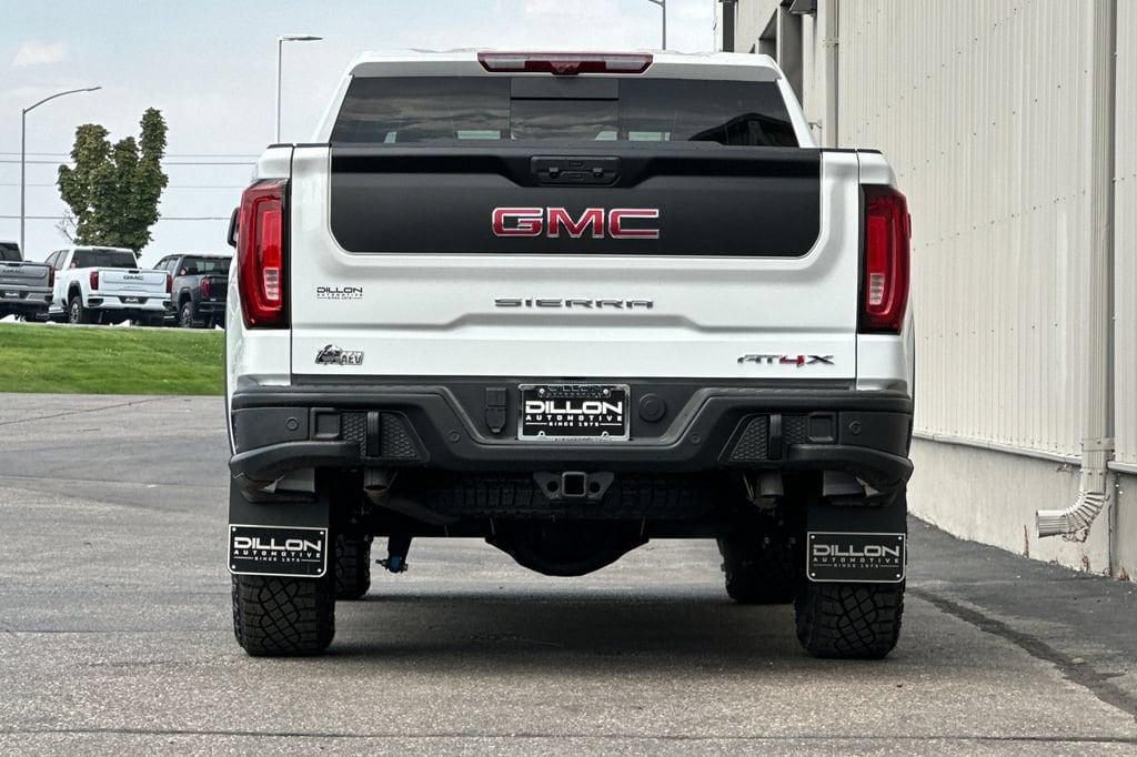 2026 GMC Sierra 1500 AT4X - Photo 8