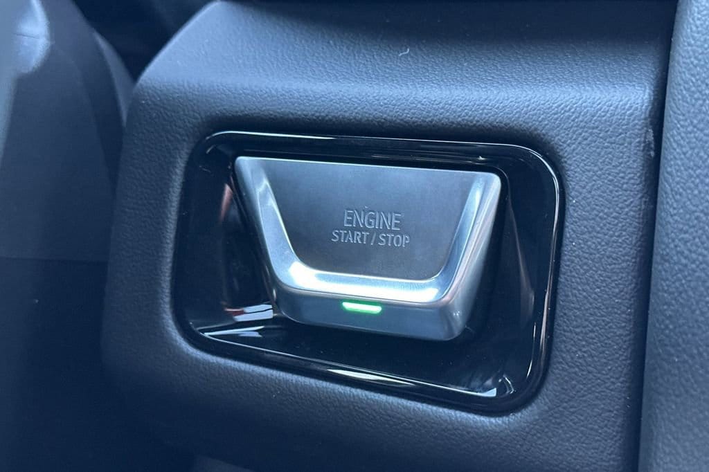 2026 GMC Yukon XL AT4 - Photo 21