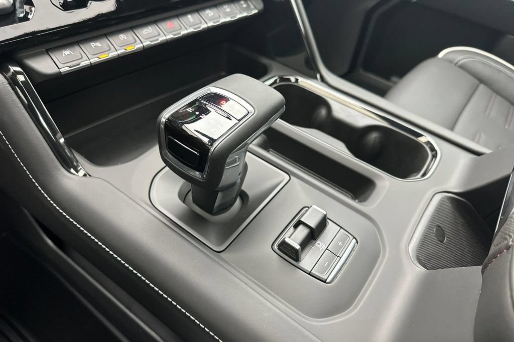2026 GMC Sierra 1500 AT4X - Photo 17