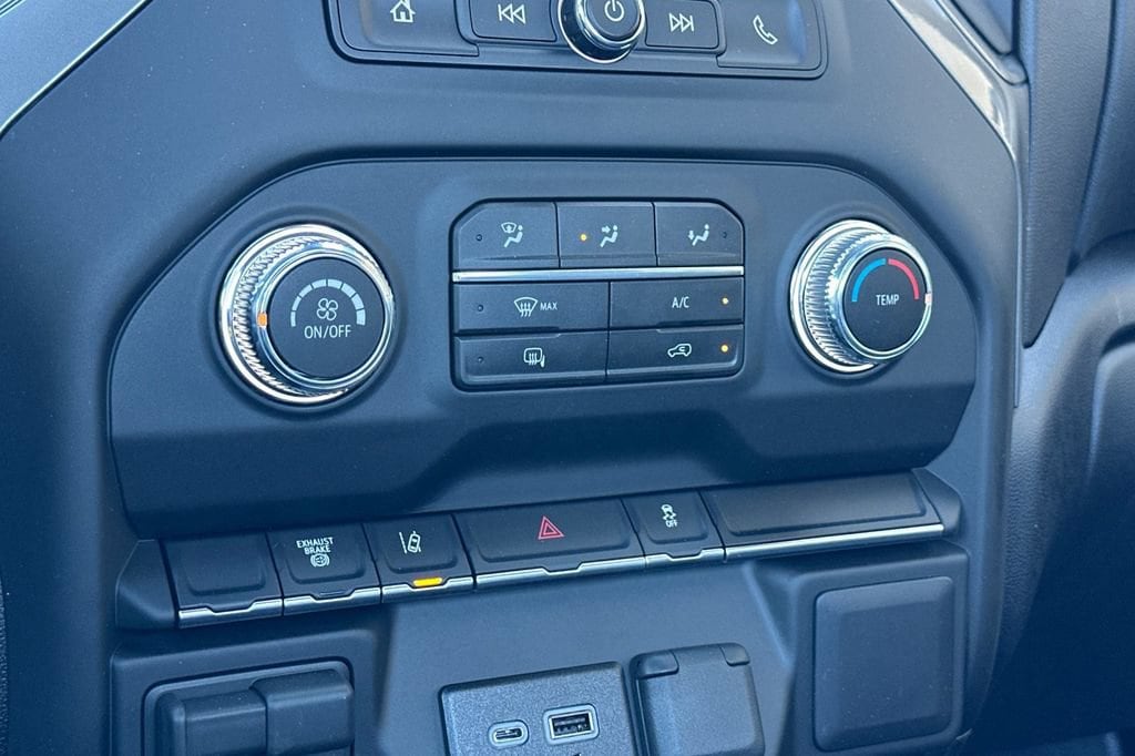 2026 GMC Sierra 2500HD Pro - Photo 17