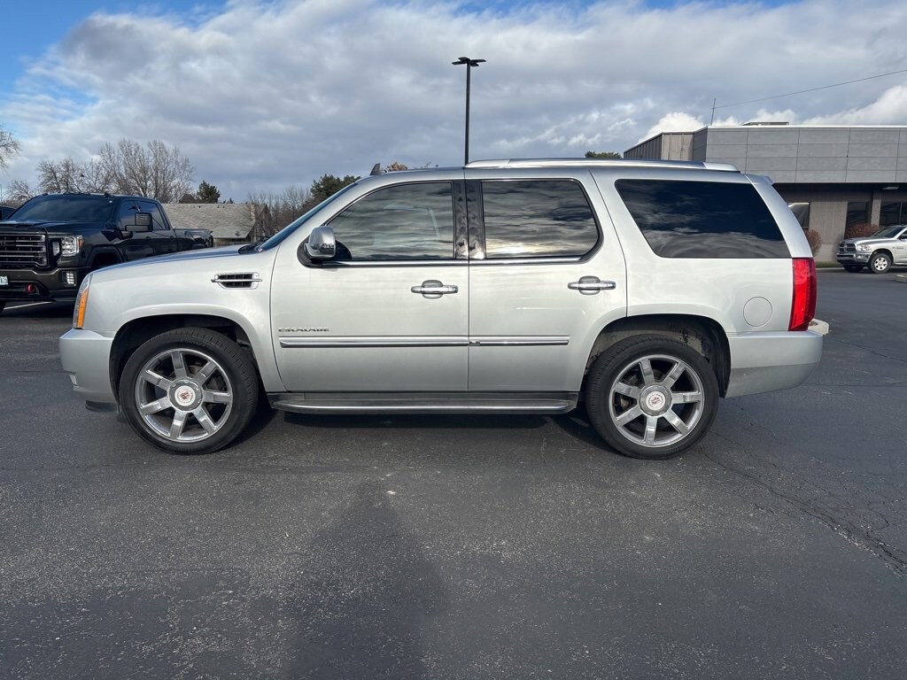 Used 2012 CADILLAC Escalade Luxury SUV