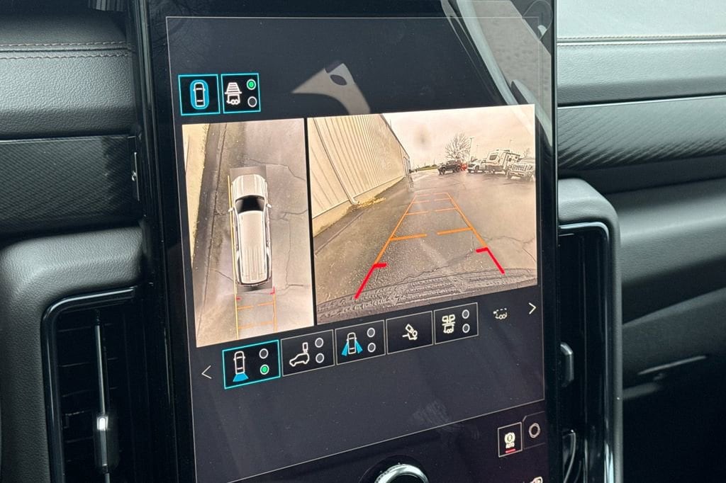 2026 GMC Yukon XL AT4 - Photo 19