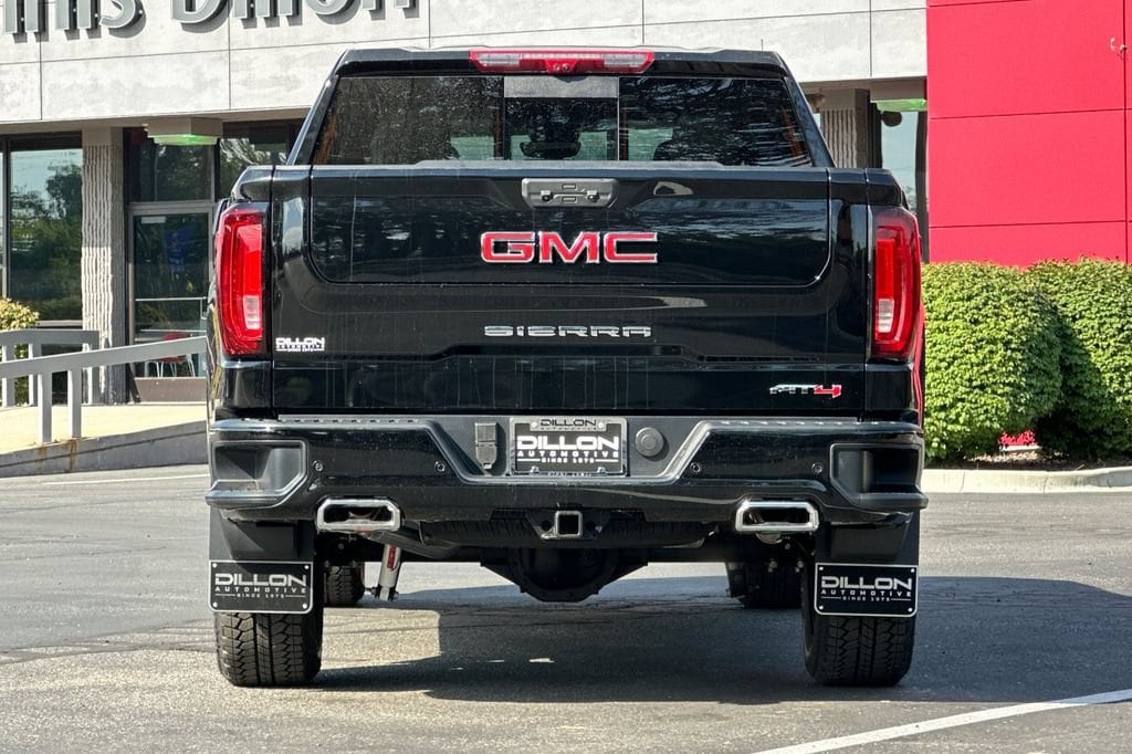 2026 GMC Sierra 1500 AT4 - Photo 8