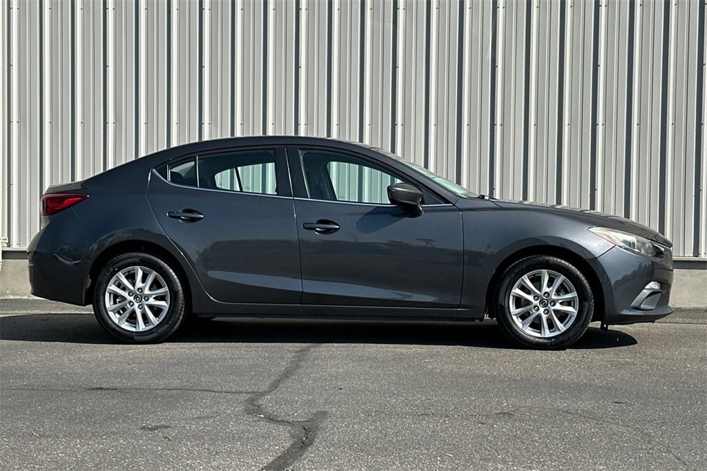 2016 Mazda Mazda3 i Sport photo 3