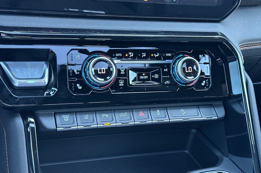 2026 GMC Sierra 3500HD AT4 - Photo 17