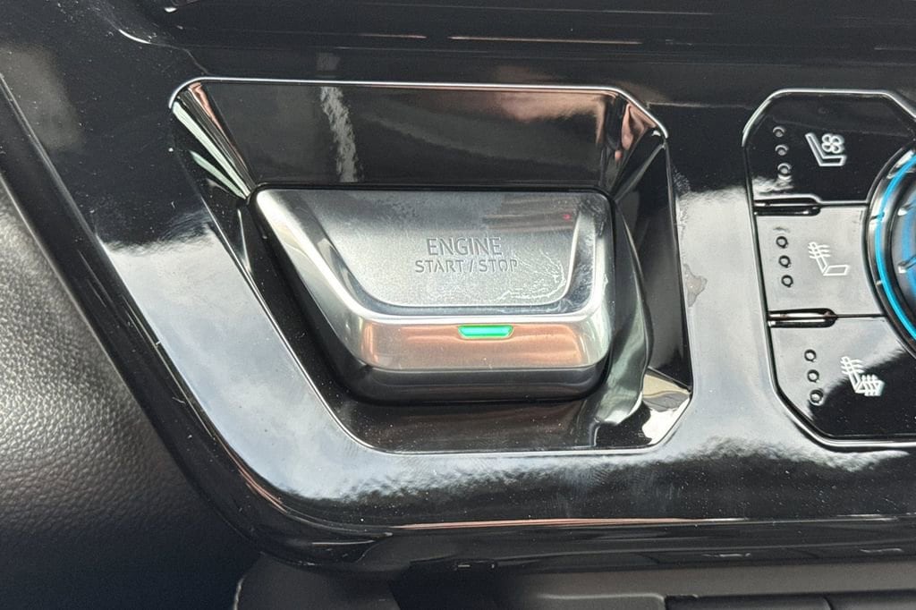 2026 GMC Sierra 1500 AT4X - Photo 19