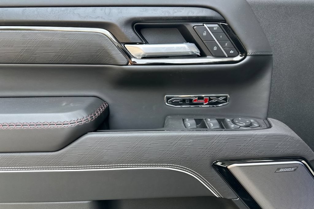 2026 GMC Sierra 1500 AT4X - Photo 13