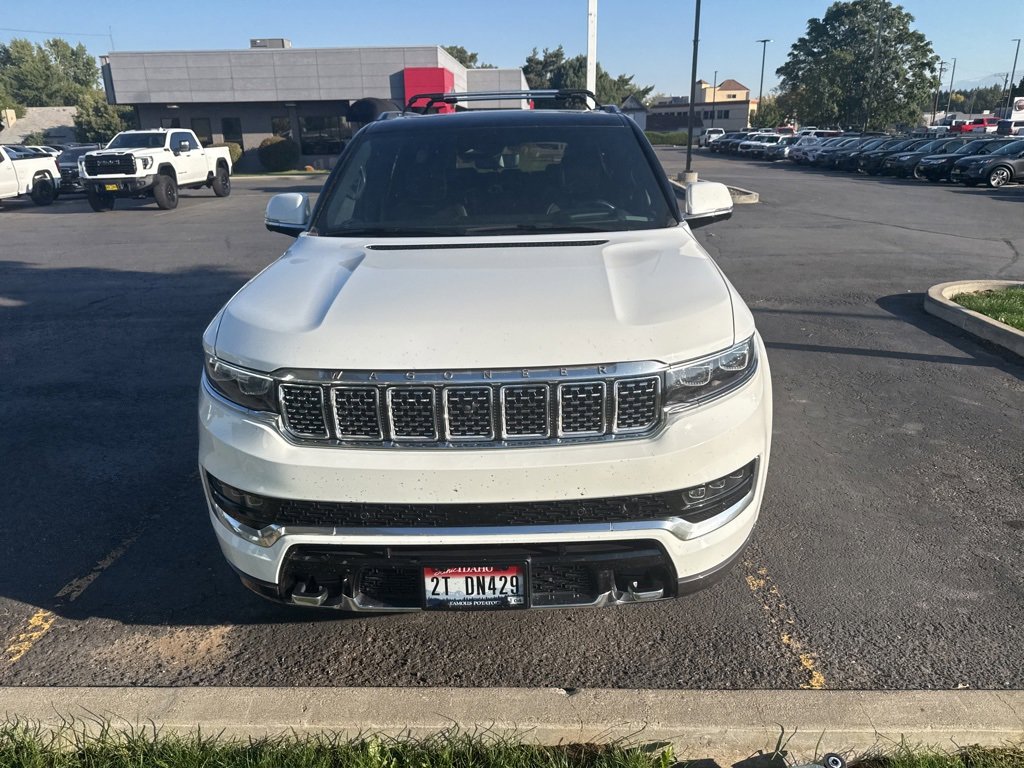 2022 Jeep Grand Wagoneer III photo 3