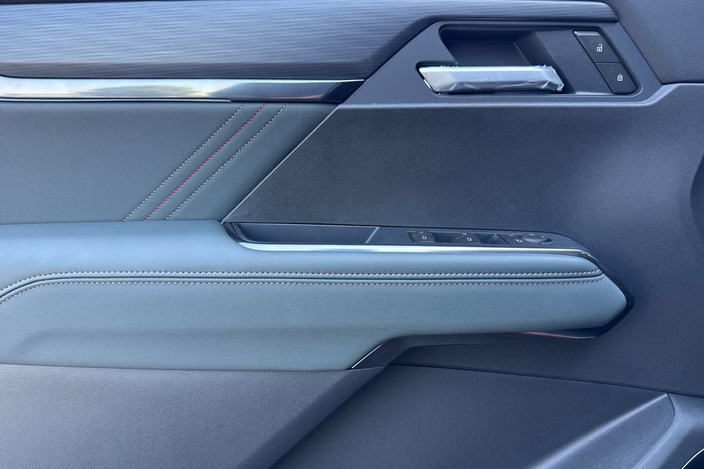 2026 GMC Acadia AT4 - Photo 11