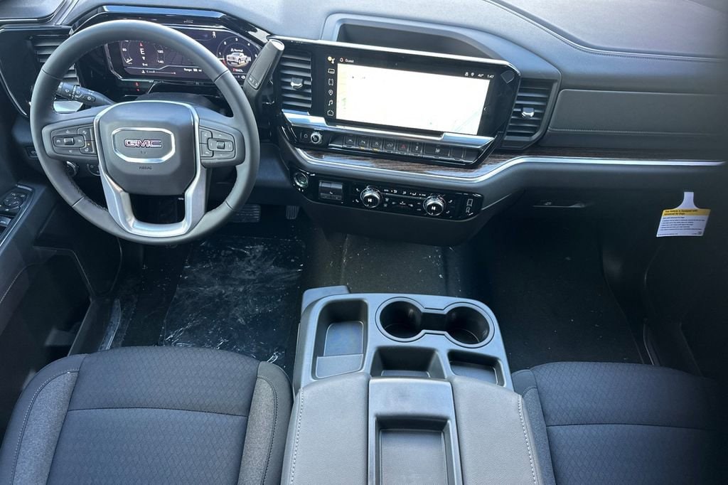 2025 GMC Sierra 1500 SLE - Photo 10