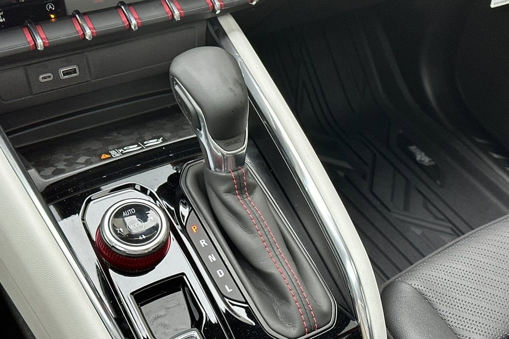 2026 GMC Canyon AT4X - Photo 19