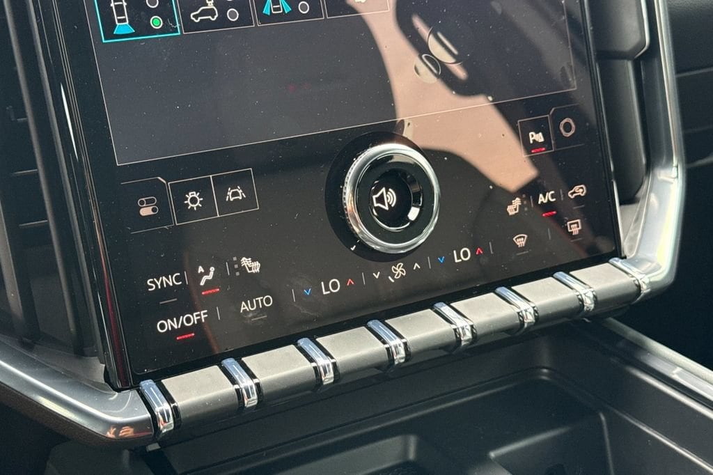2026 GMC Acadia AT4 - Photo 22