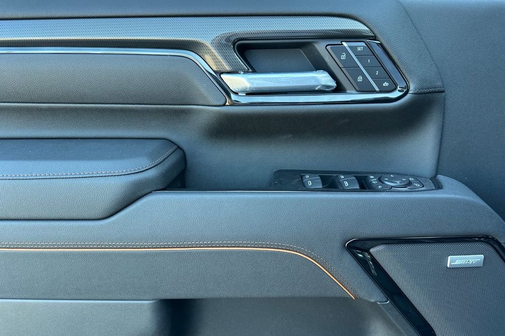 2026 GMC Sierra 3500HD AT4 - Photo 9