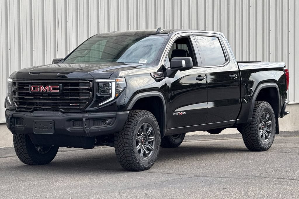 2026 GMC Sierra 1500 AT4X - Photo 11