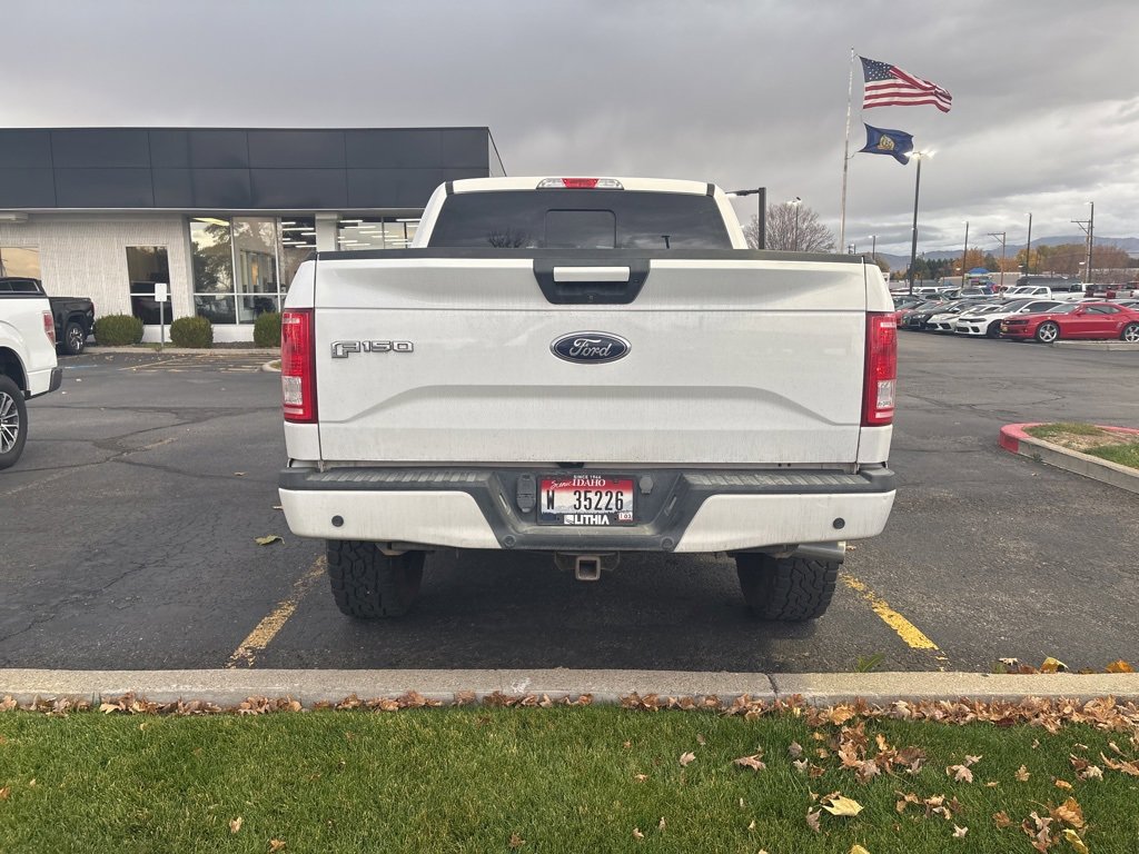2017 Ford F-150 XLT photo 3