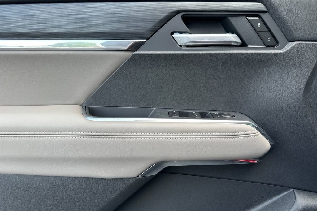 2025 GMC Acadia Elevation - Photo 8