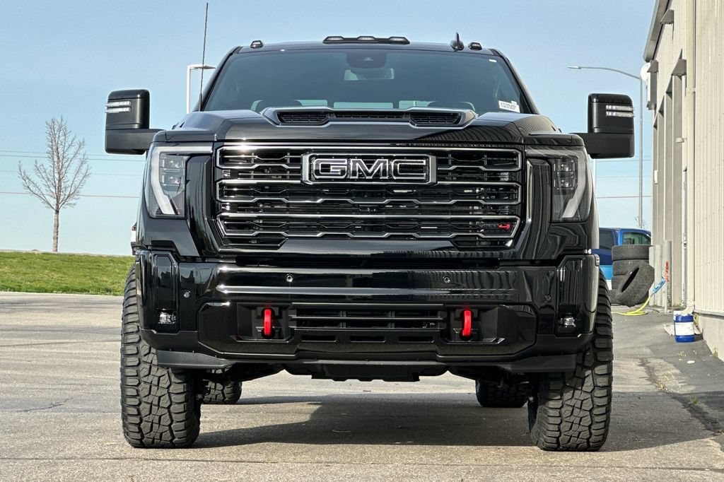 2026 GMC Sierra 3500HD AT4 - Photo 9