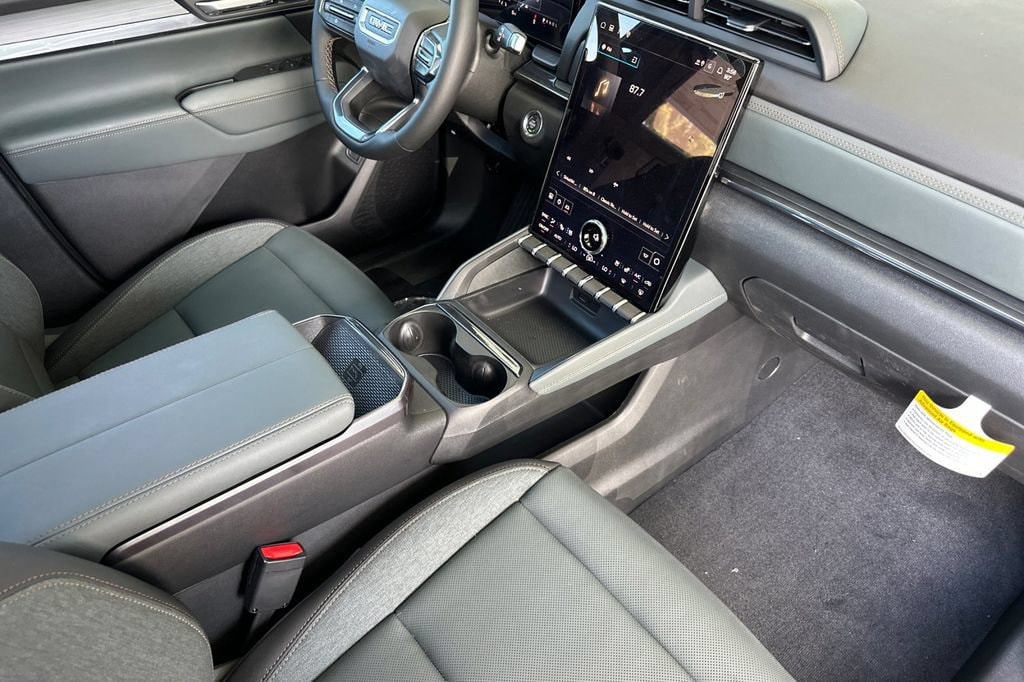 2026 GMC Terrain AT4 - Photo 13