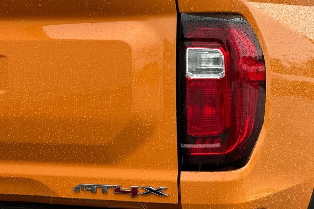 2026 GMC Canyon AT4X - Photo 23