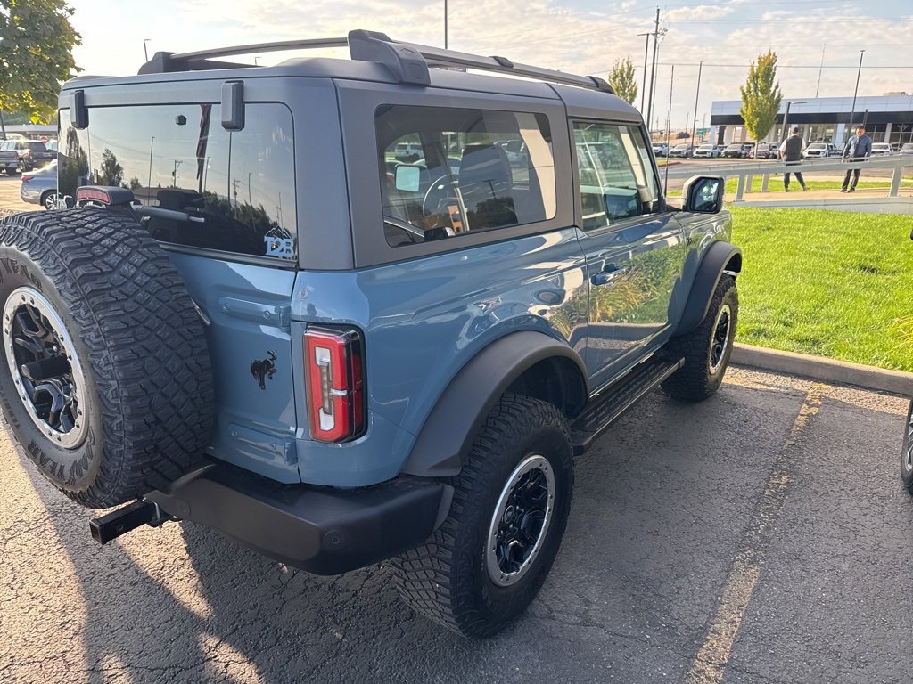 2021 Ford Bronco Outer Banks photo 3
