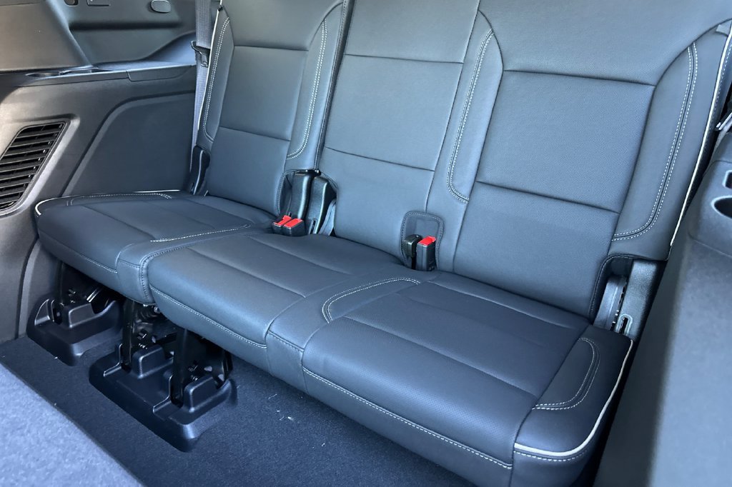 2027 GMC Yukon Elevation - Photo 16