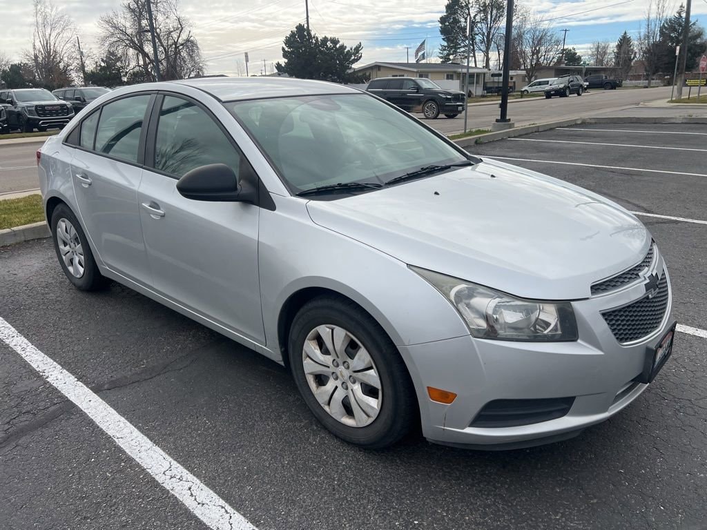 Used 2014 Chevrolet Cruze LS with VIN 1G1PB5SH2E7481479 for sale in Boise, ID