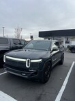  Rivian R1S