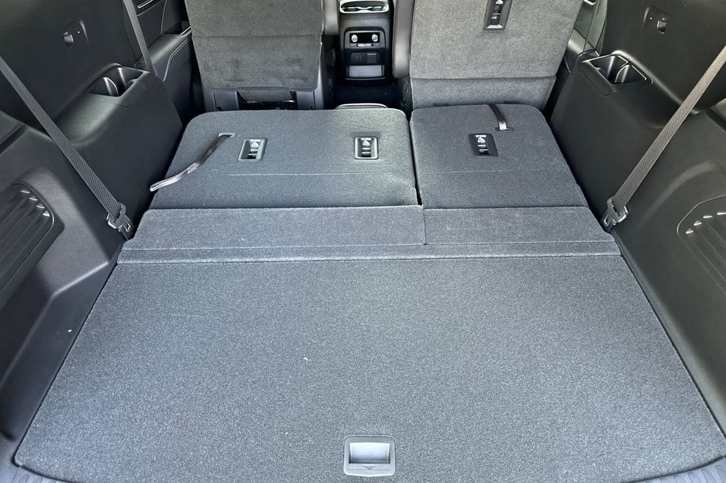 2025 GMC Acadia Elevation - Photo 13