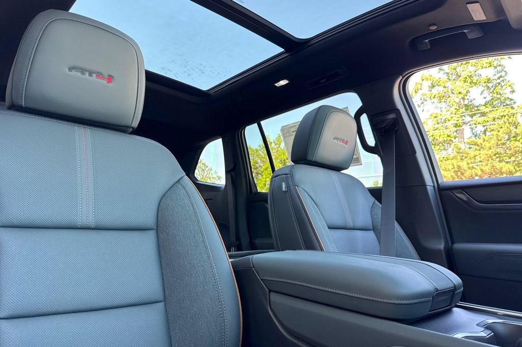 2026 GMC Acadia AT4 - Photo 17