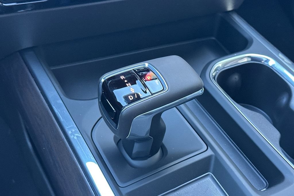 2026 GMC Sierra 1500 SLT - Photo 20