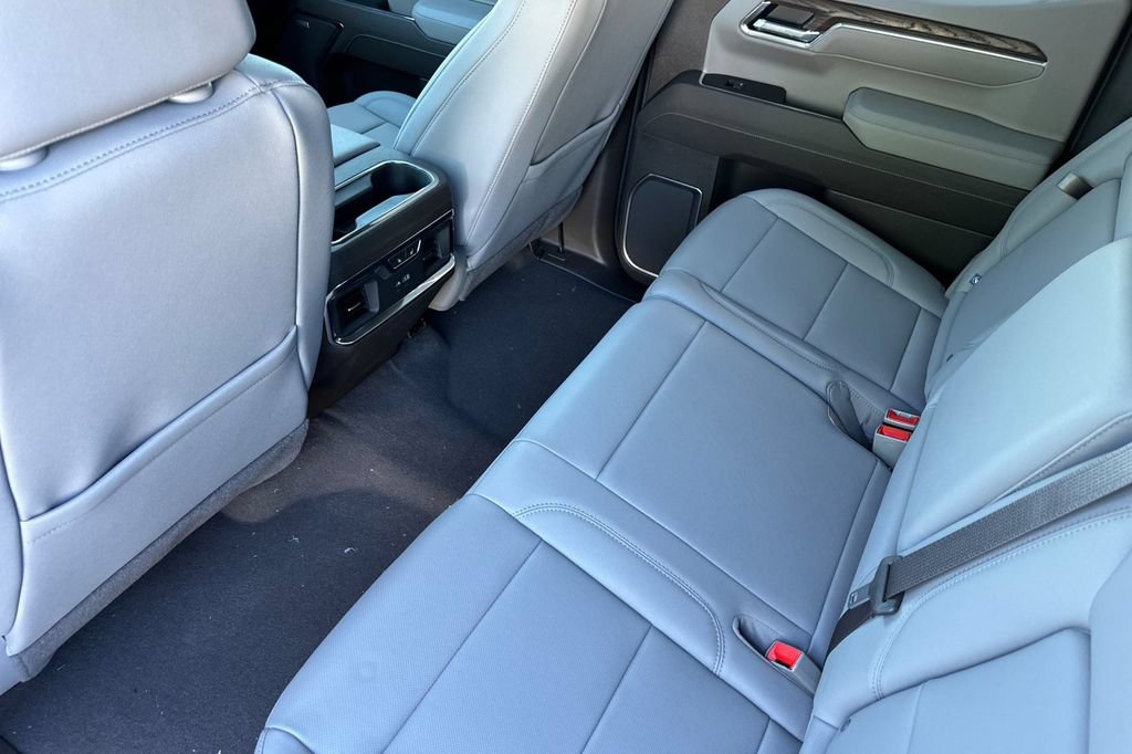 2026 GMC Sierra 1500 SLT - Photo 12