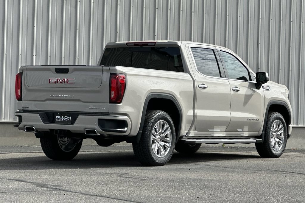 2026 GMC Sierra 1500 Denali - Photo 7