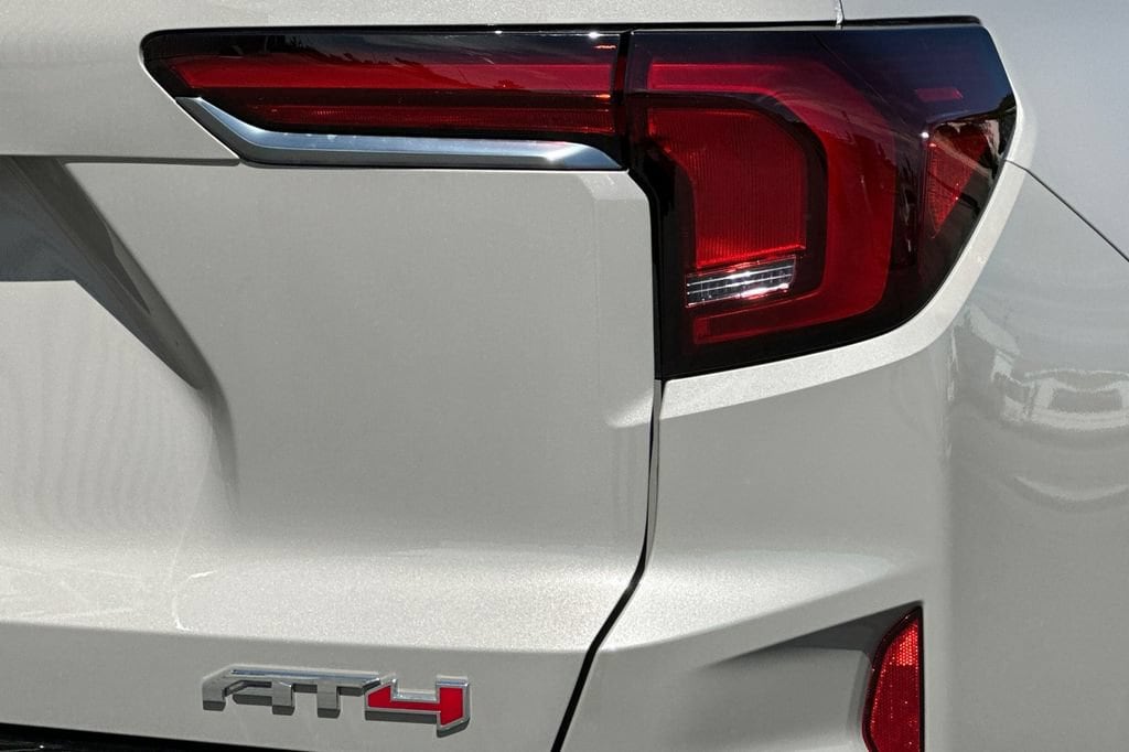 2026 GMC Terrain AT4 - Photo 22
