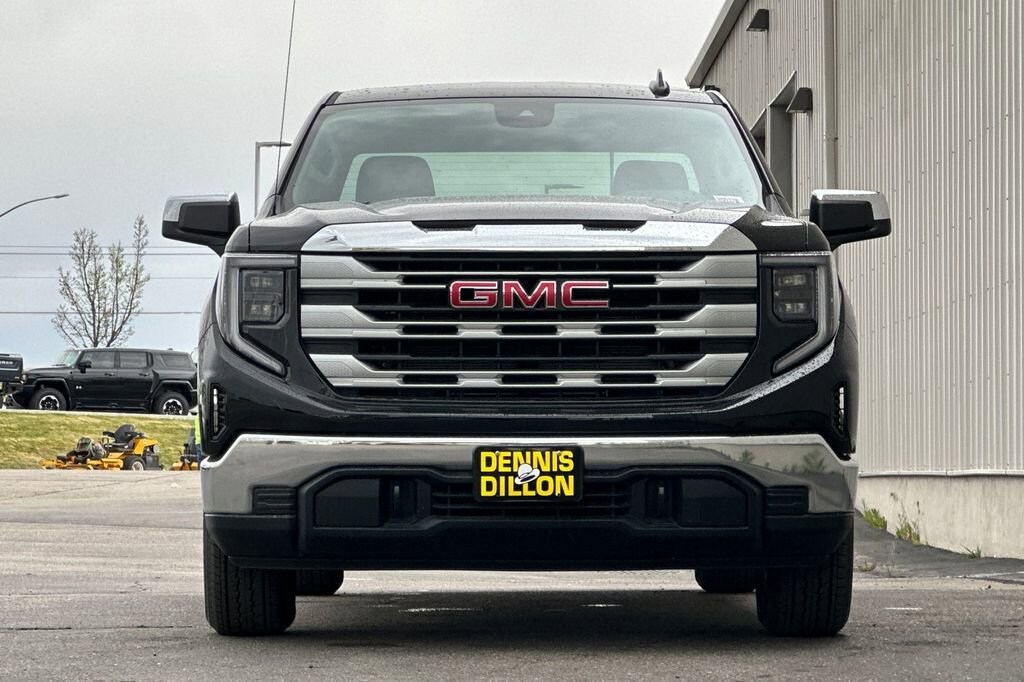 New 2025 GMC Sierra 1500 SLE Truck