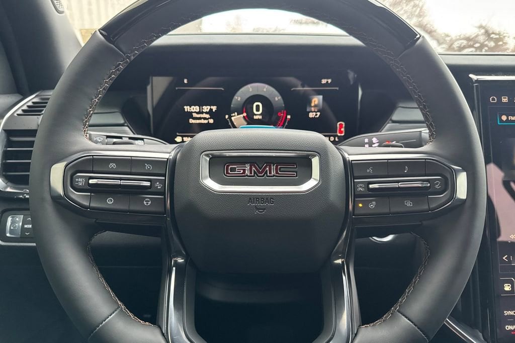 2026 GMC Acadia AT4 - Photo 22