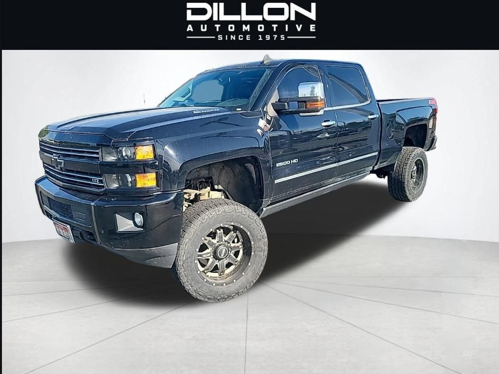 2016 Chevrolet Silverado HD LTZ 4WD Crew Cab Standard Box's photo