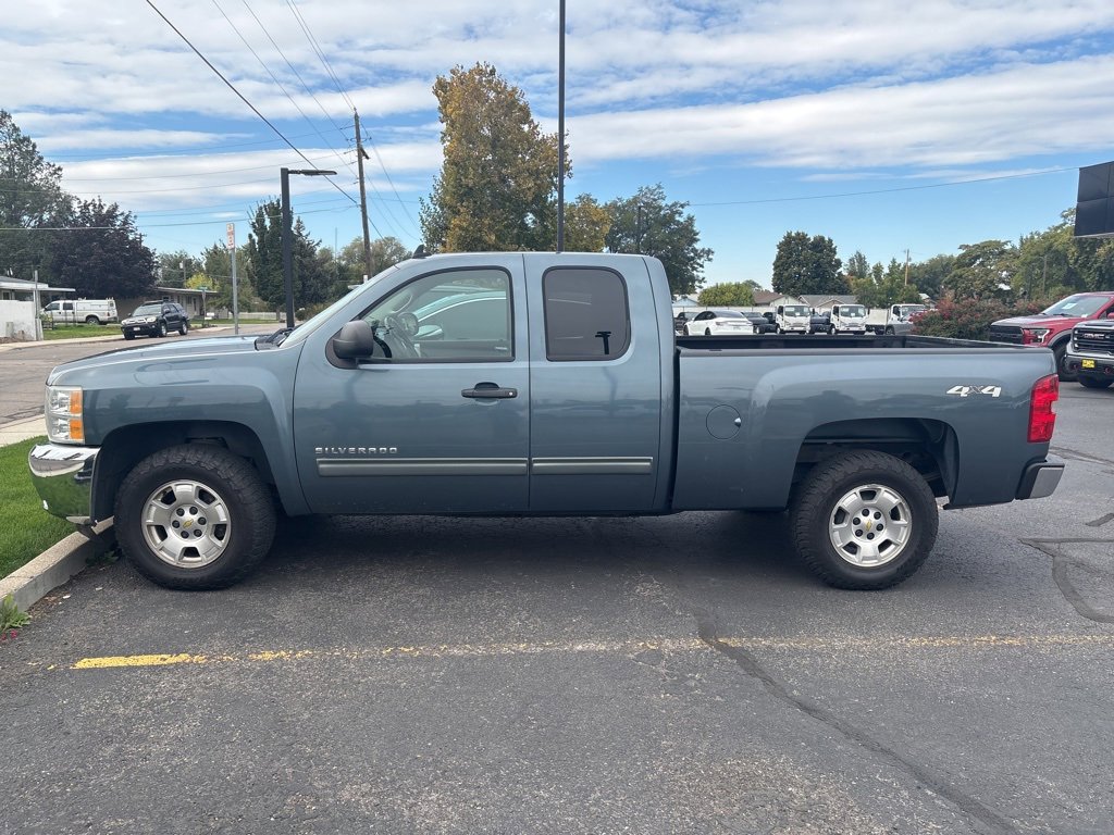2012 Chevrolet Silverado 1500 photo 2