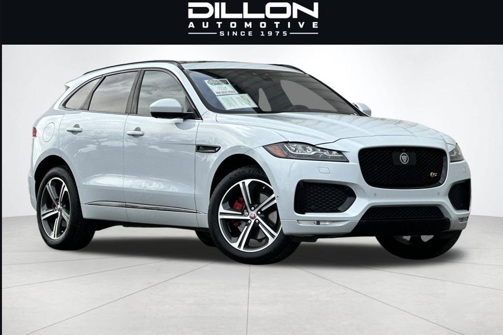 2017 Jaguar F-PACE S AWD's photo