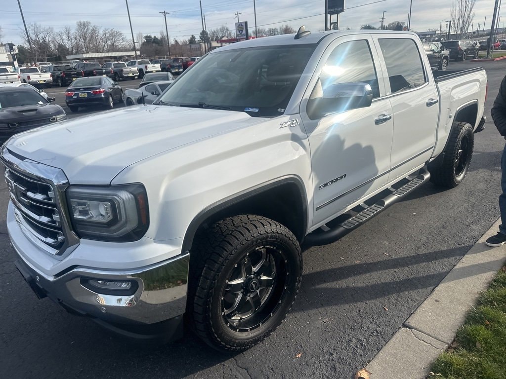 2016 GMC Sierra 1500 SLT's photo