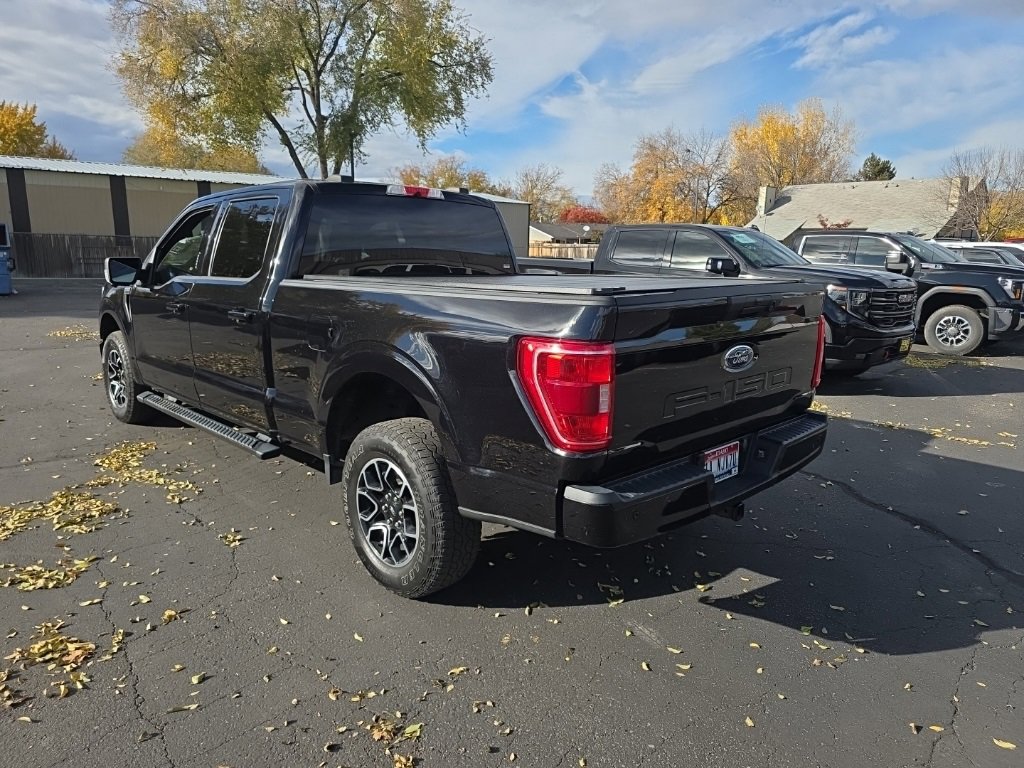 2021 Ford F-150 XLT photo 3