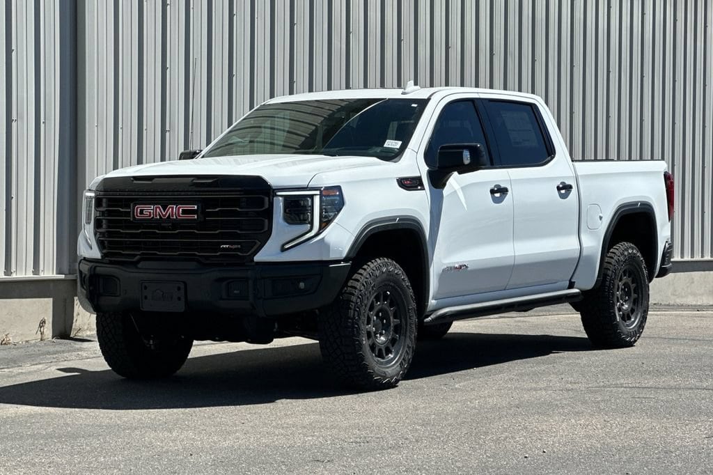 2026 GMC Sierra 1500 AT4X - Photo 11