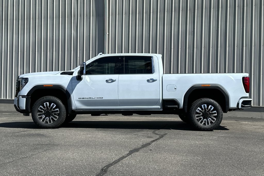 2026 GMC Sierra 2500HD Denali Ultimate - Photo 10
