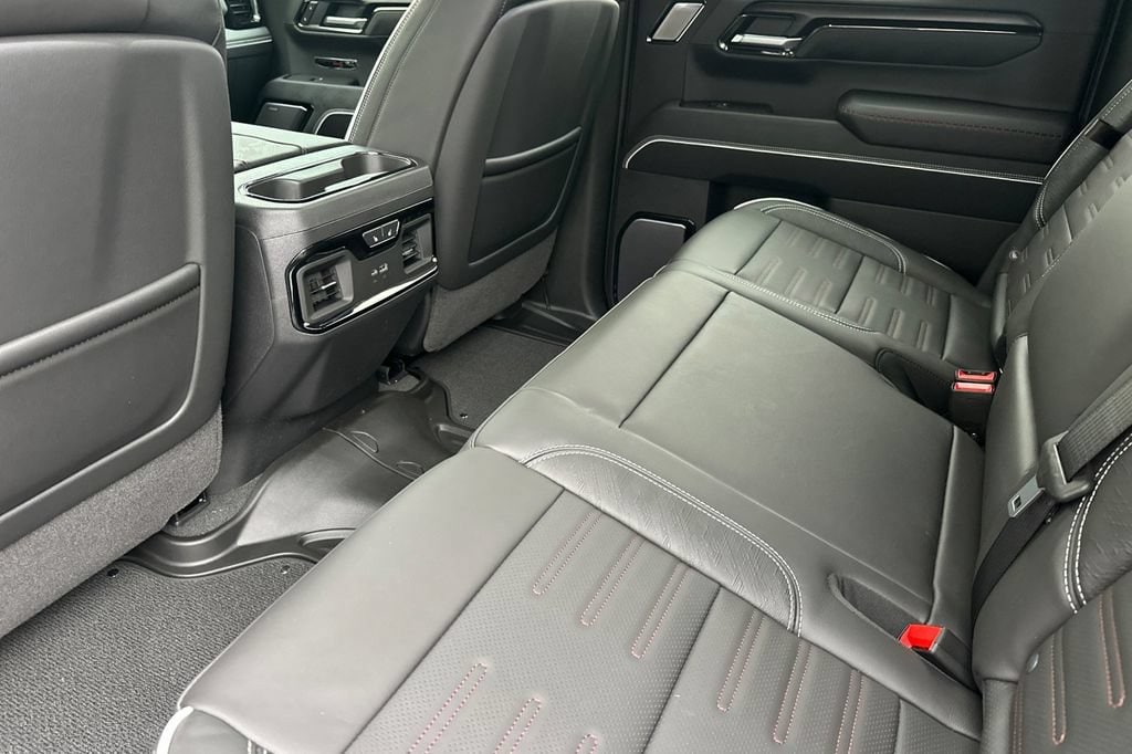 2026 GMC Sierra 1500 AT4X - Photo 9