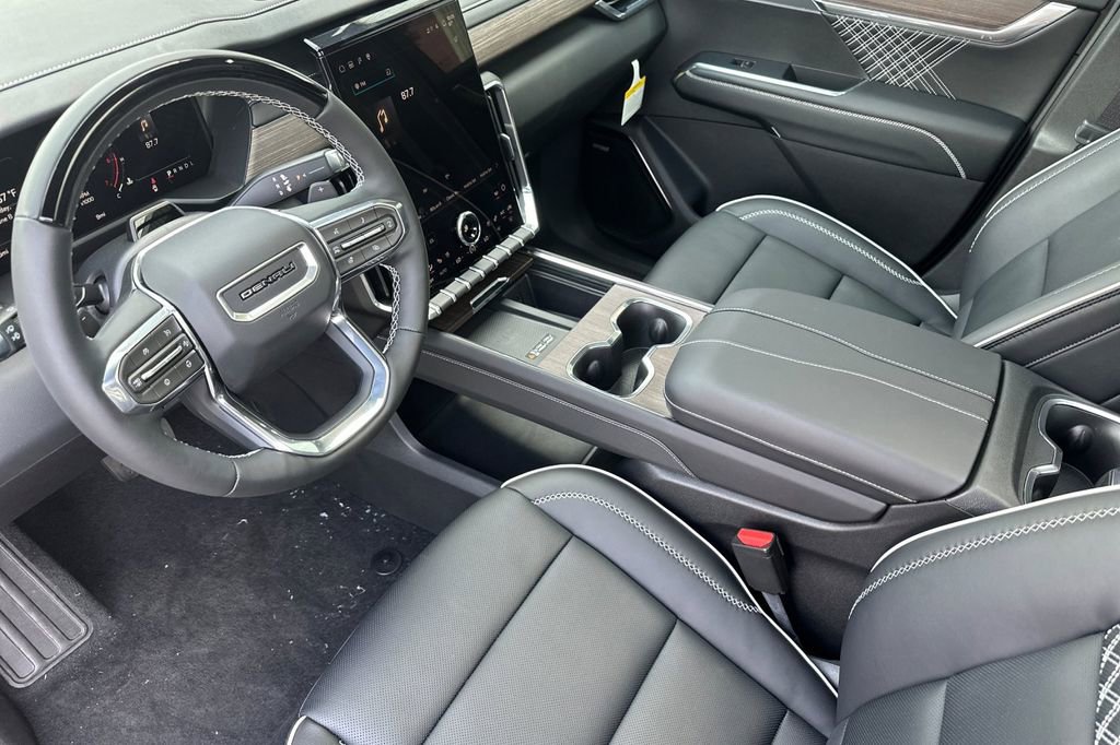 2026 GMC Acadia Denali - Photo 10